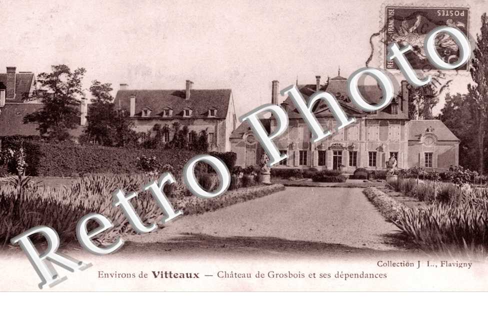 Le Chateau et ses dependances