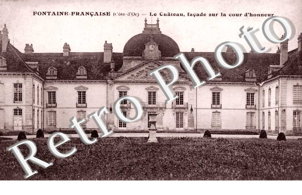 Le Château, façade sur la cour d'Honneur