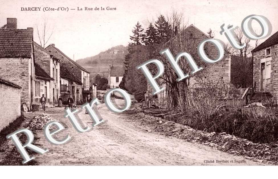 La Rue de la Gare