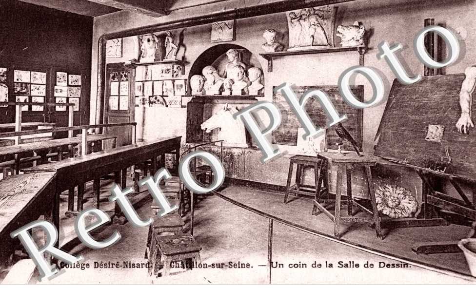 College Desire Nisard, Salle de Dessin
