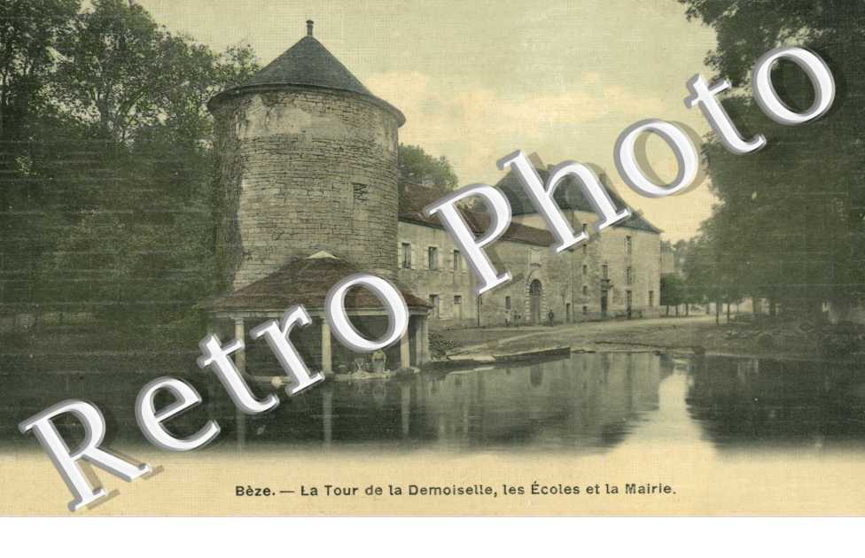 la Tour de la Demoiselle , les ecoles et la mairie