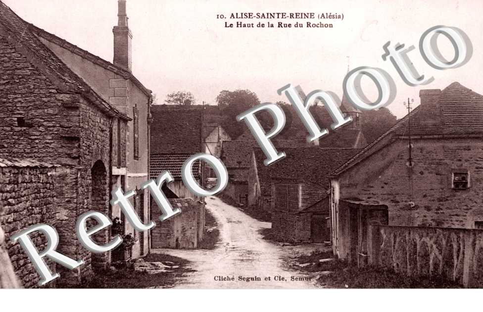 le haut de la rue du rochon