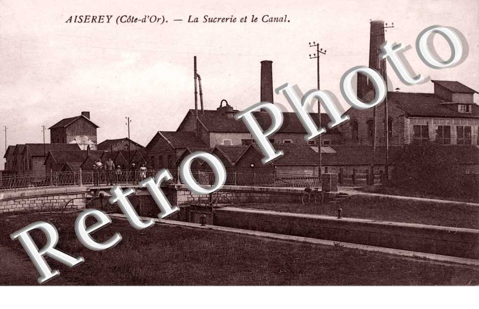 La sucrerie et le canal