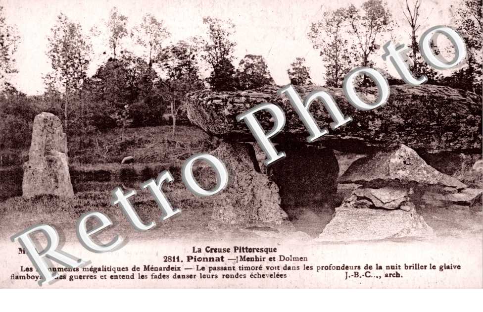 Menhir et dolmen