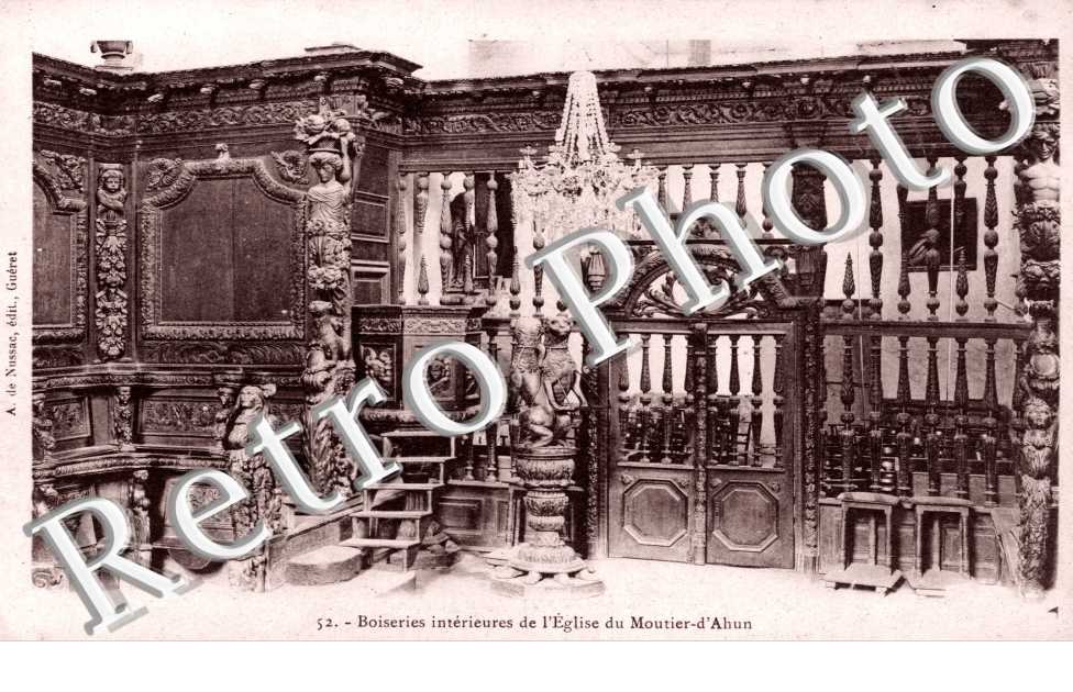 Boiseries interieures de l'eglise