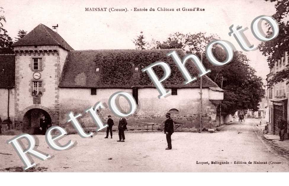 entree du chateau et grand'rue