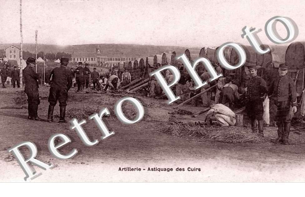 La Courtine - Artillerie Astiquage des cuirs