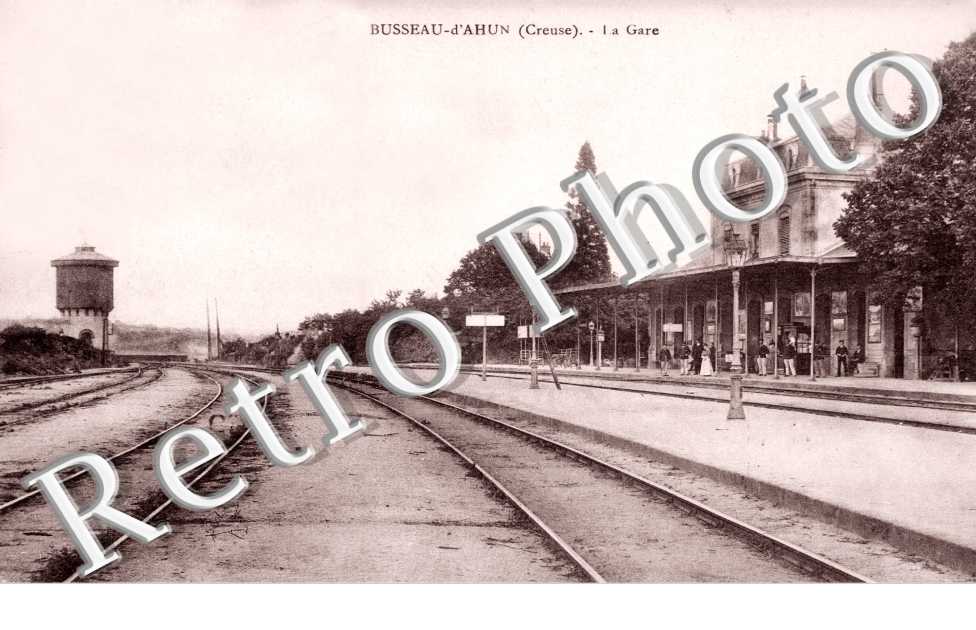 Busseau d'ahun la gare