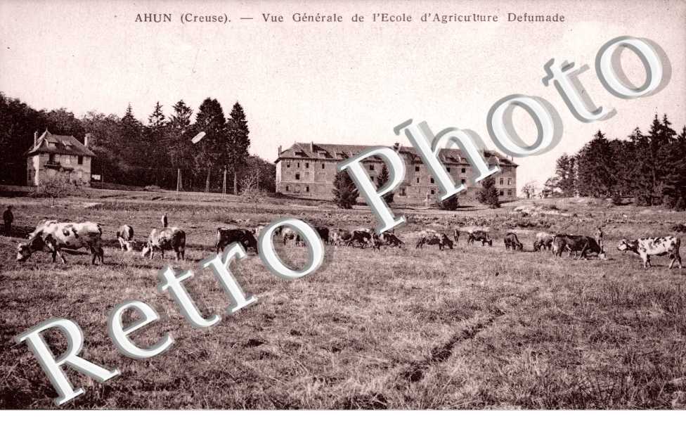 Vue generale de l'ecole d'agriculture Defumade