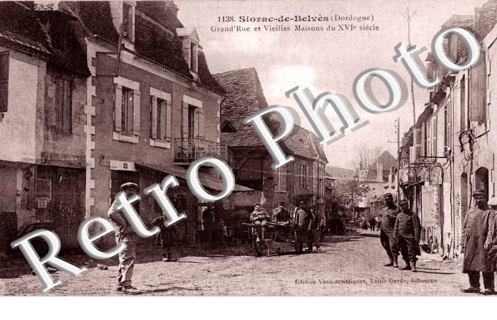 Grand'rue et vieilles maisons du XVIe siecle