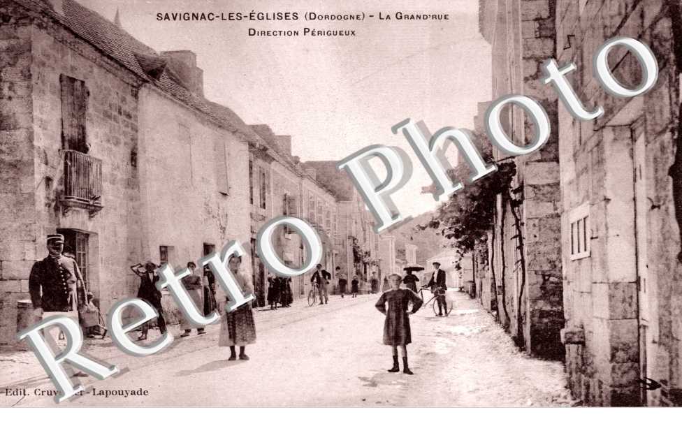 La grand'rue - direction Perigueux