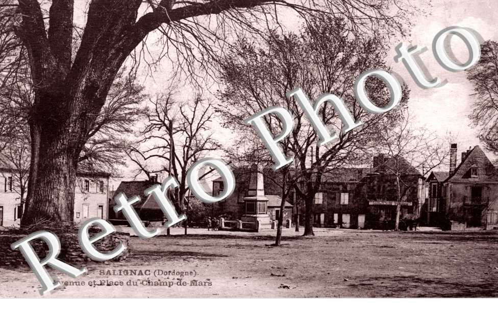 Avenue et place du champ de Mars