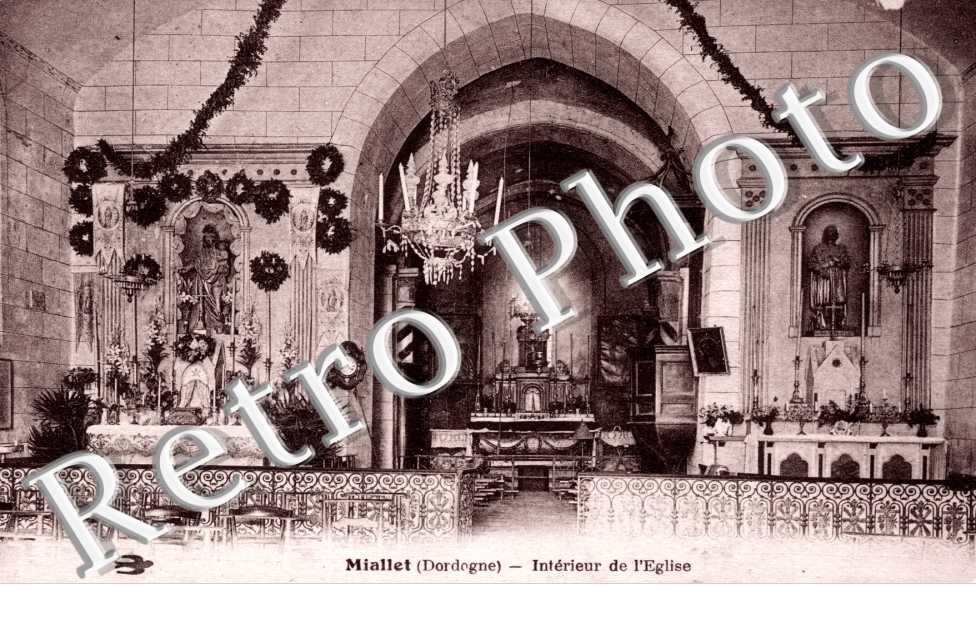 Interieur de l'eglise