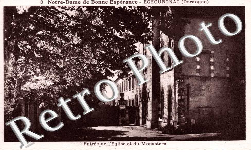 N.D de Bonne esperance - entree de l'eglise et du monastere