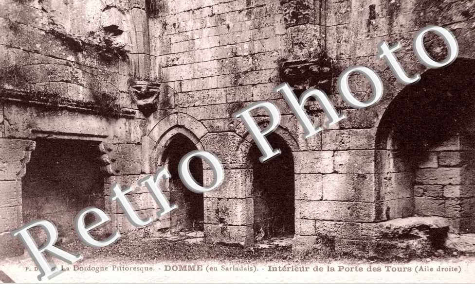 Interieur de la porte des tours