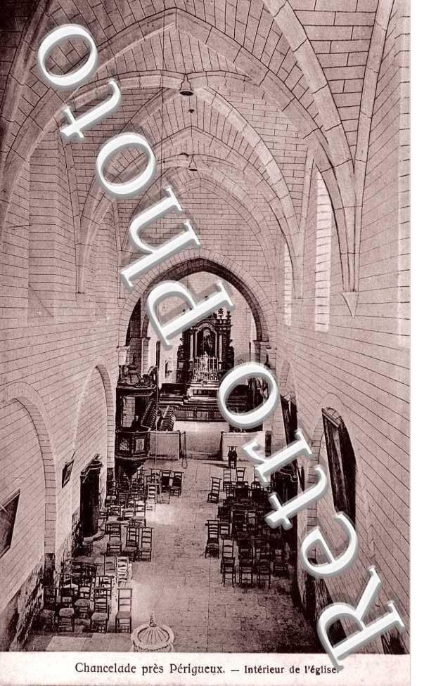 Interieur de l'eglise