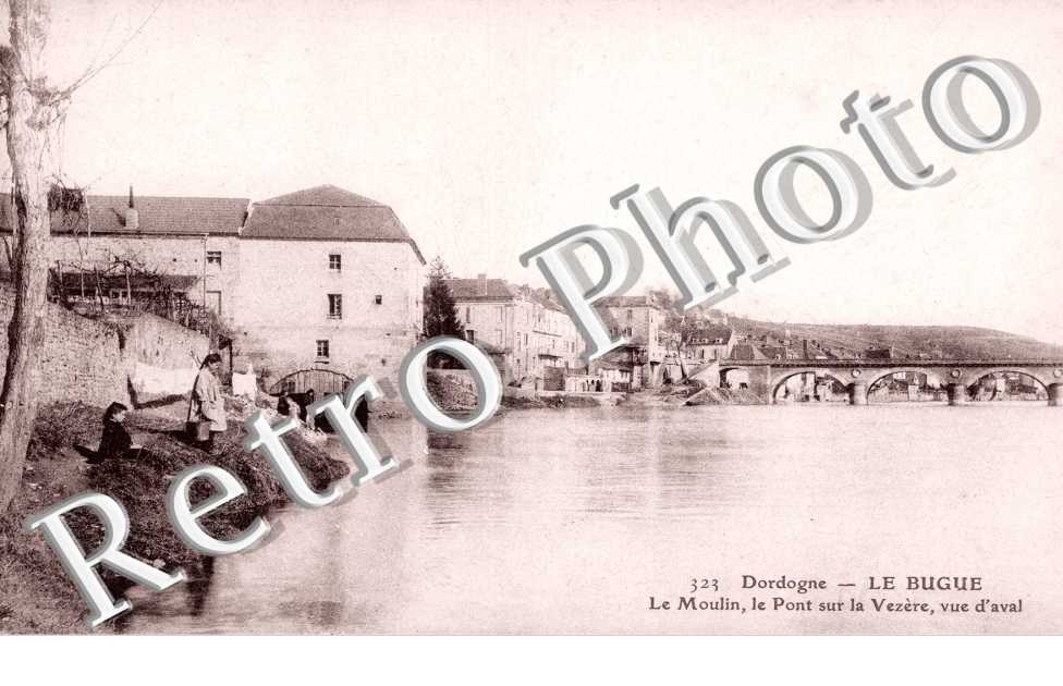le Moulin, le Pont sur la Vezere, Vue d'Aval