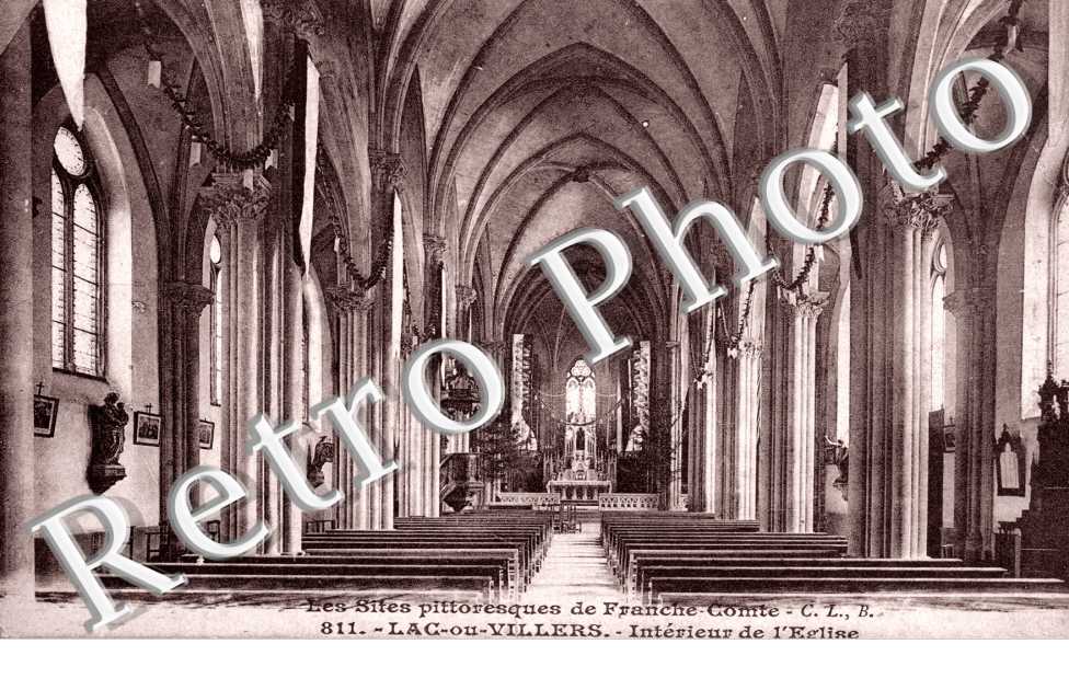 interieur de l'eglise