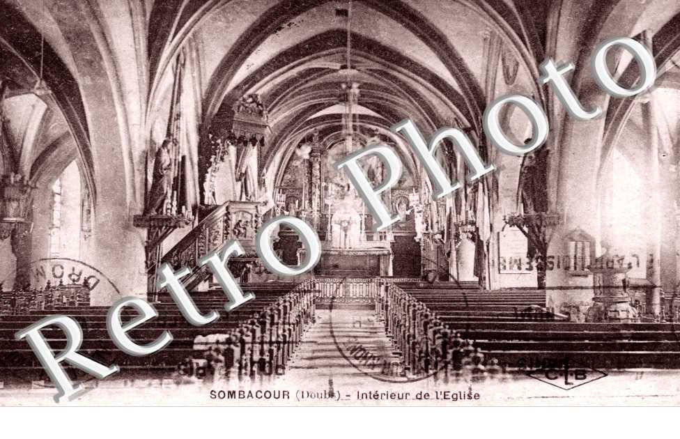 Interieur de l'Eglise