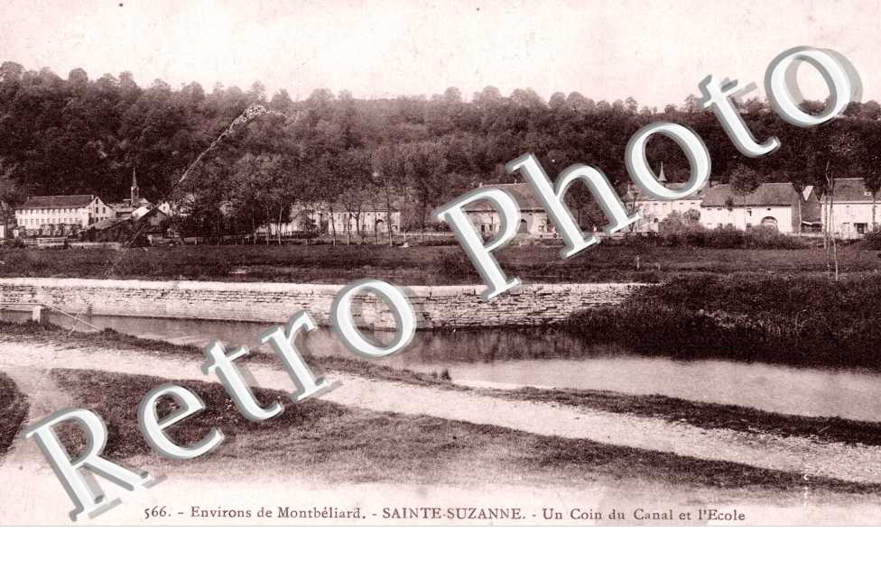 Un coin du Canal et l'Ecole