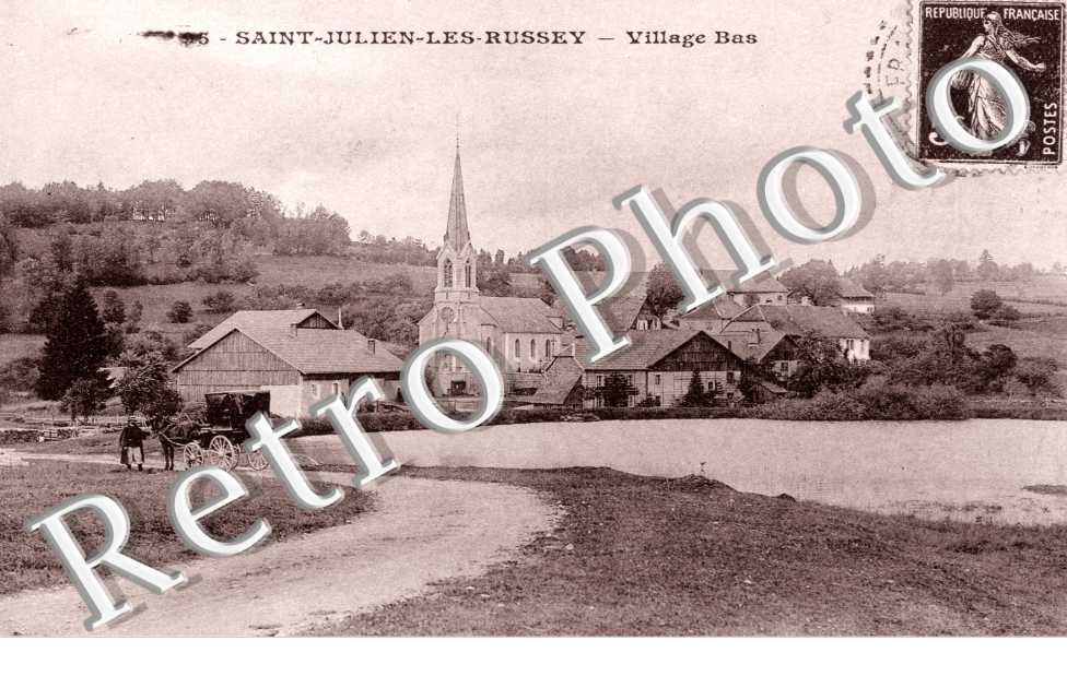 Village Bas