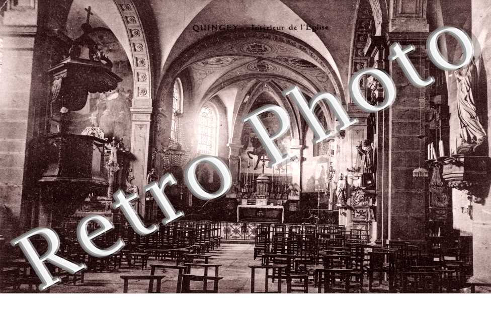 interieur de l'eglise