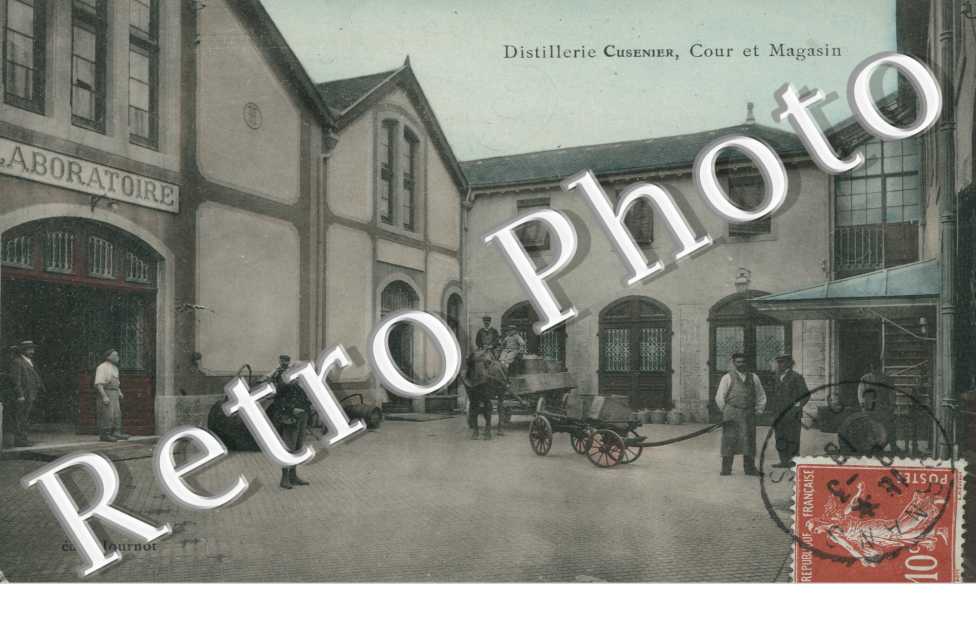 Distillerie Cusenier, Cour et Magasin