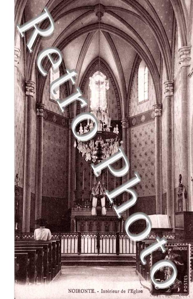 interieur de l'eglise