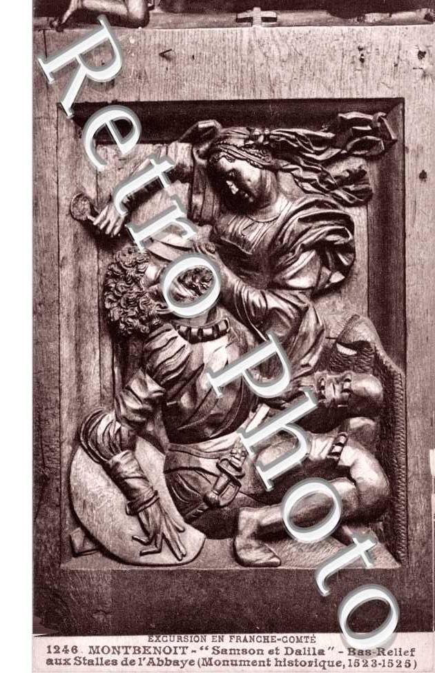 Bas Reliefs - Stalles