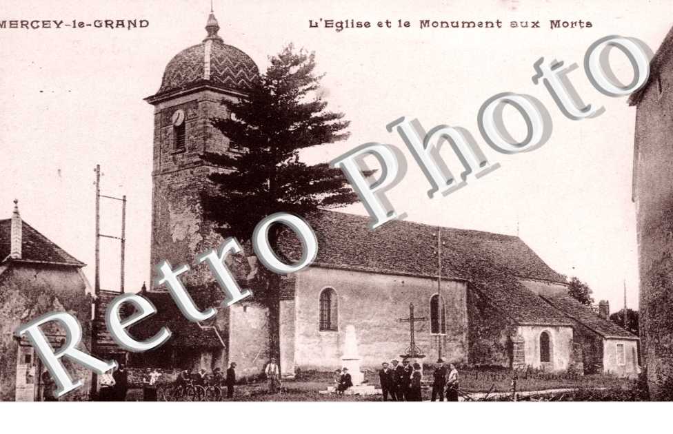 l'Eglise et le Monument aux Morts