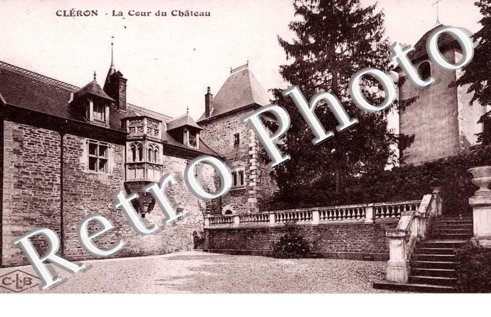 La Cour du Chateau