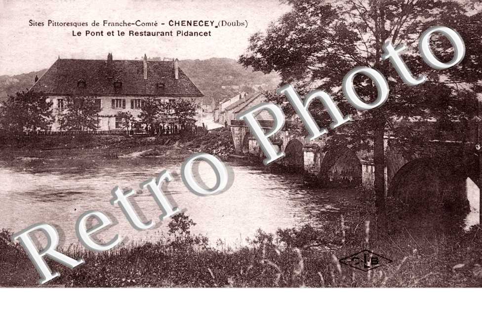 le pont et le restaurant Pidancet