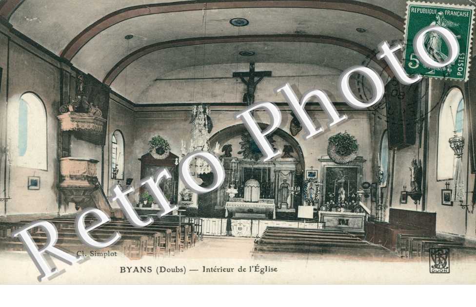 Interieur de l'Eglise