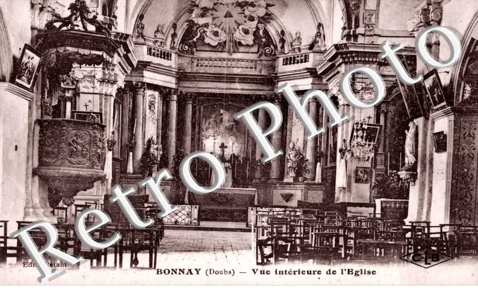 vue interieure de l'eglise