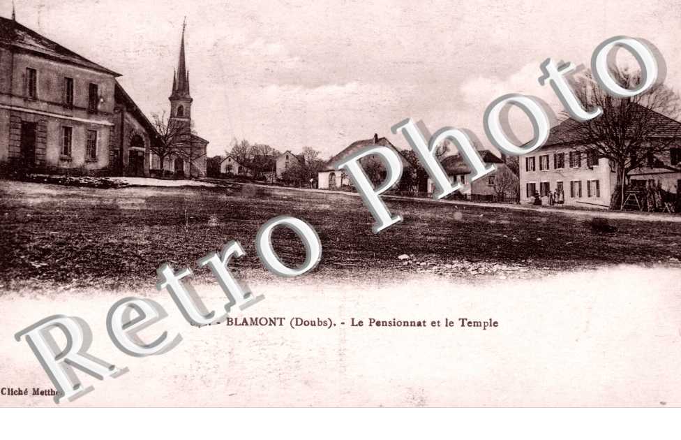 le pensionnat et le temple