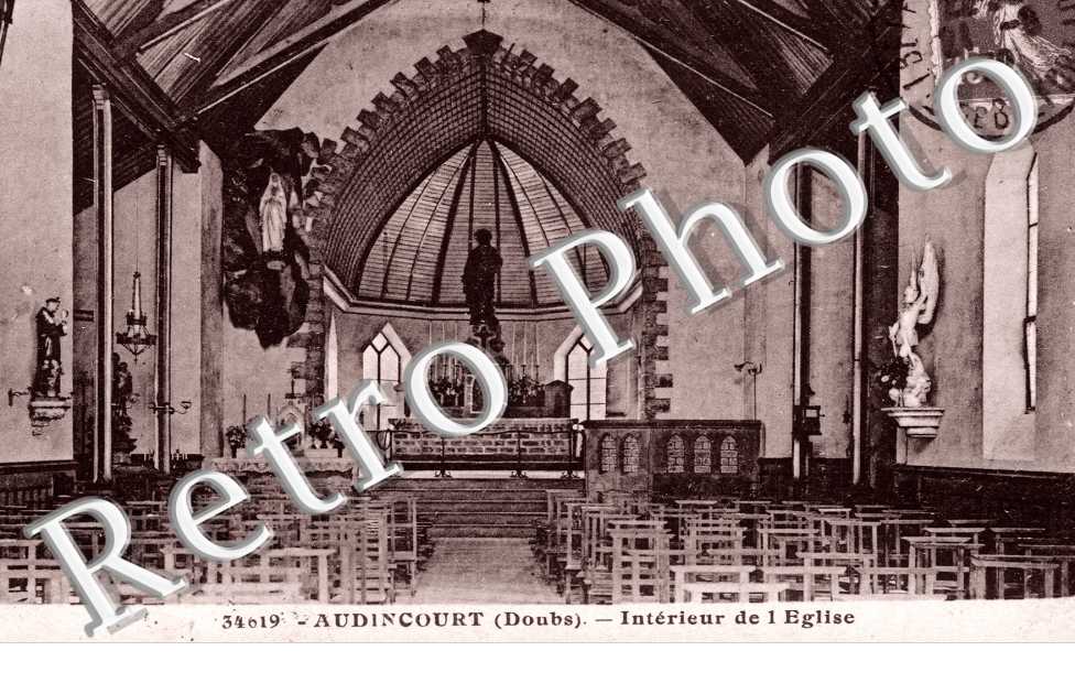 Interieur de l'Eglise