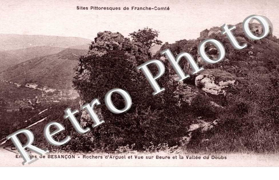 rochers d'Arguel, et vue sur Beure et la vallee du Doubs