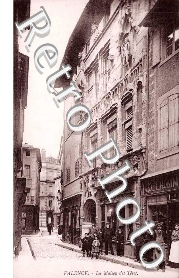 la Maison des Tetes