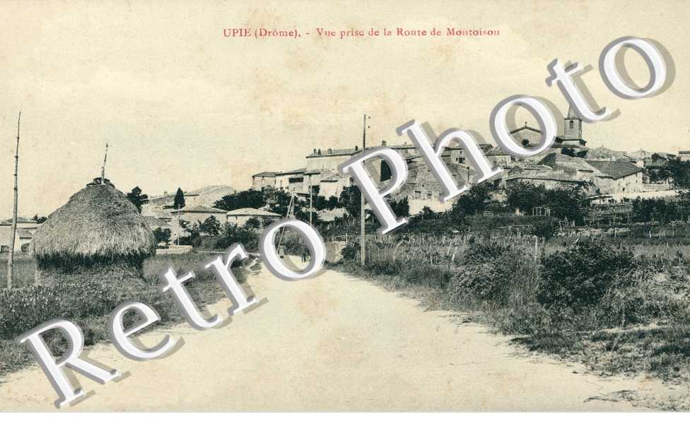 Vue prise de la route de Montoison