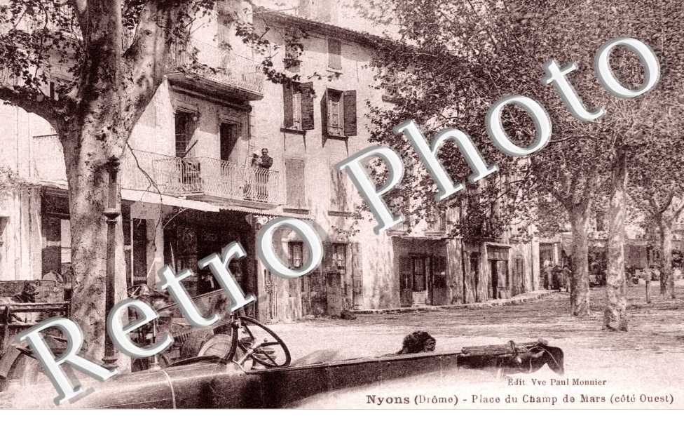 Place du champ de Mars