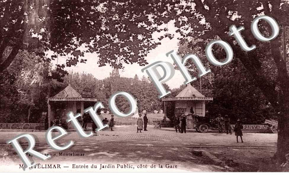 Entree du Jardin public