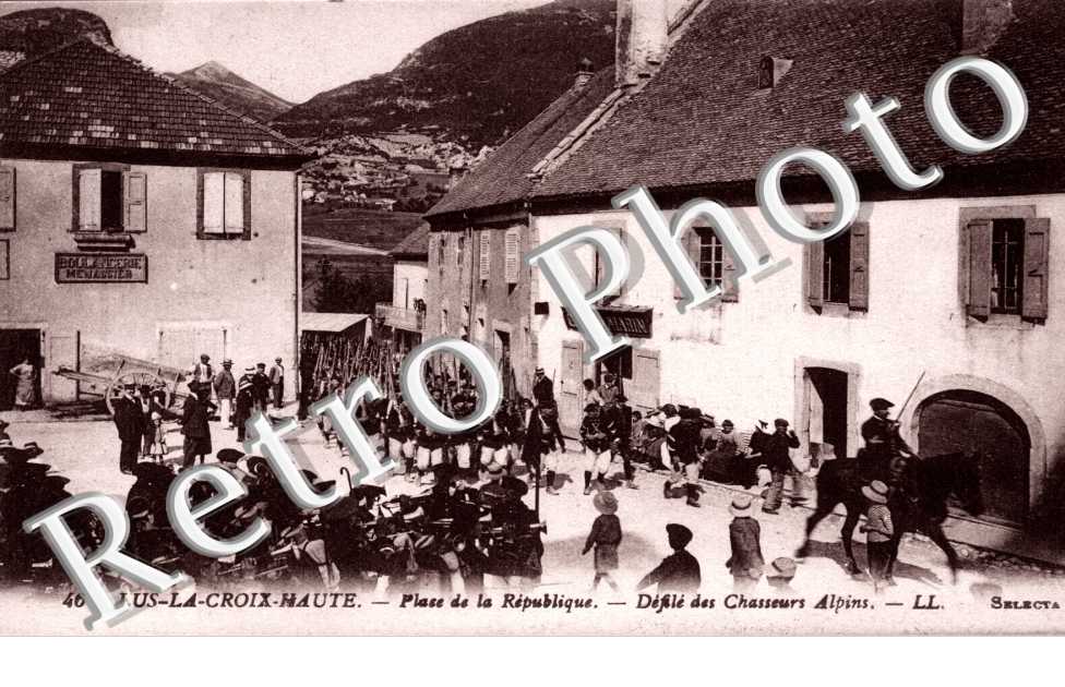Place de la Republique - defile de chasseurs alpins