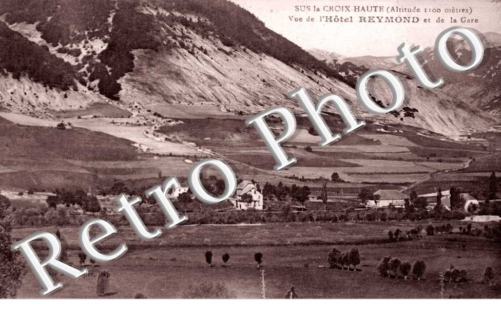 Vue de l'hotel Reymond et de la gare