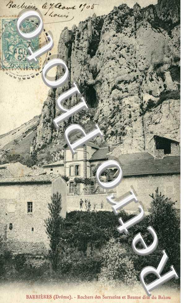 Rochers des Sarazins et Baume dite du Bakou