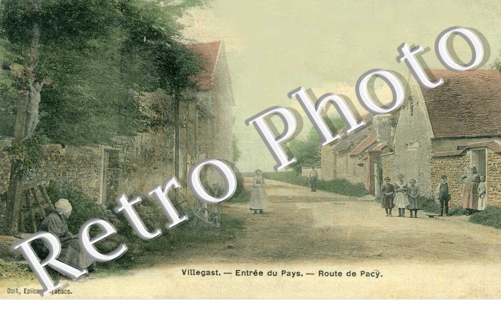 Entree du pays - Route de Pacy