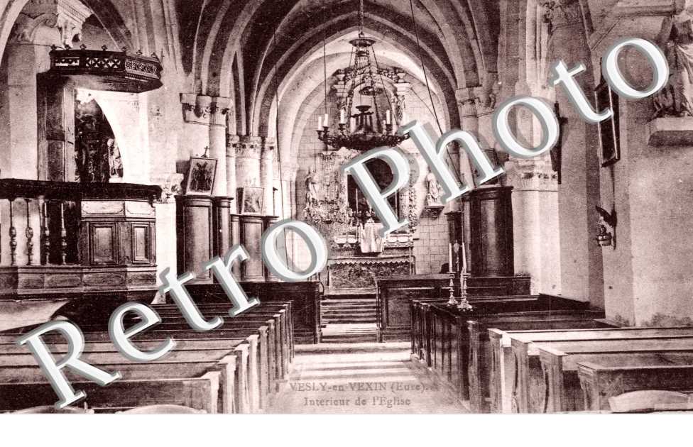 Interieur de l'eglise