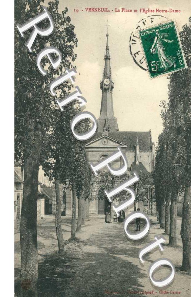 La place et l'eglise