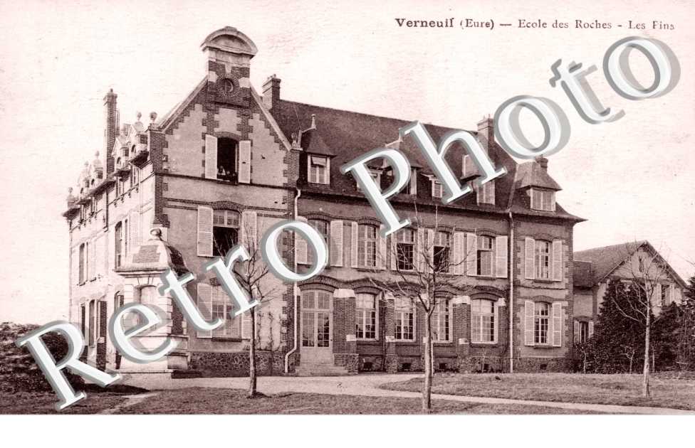 Ecole des Roches, les Pins