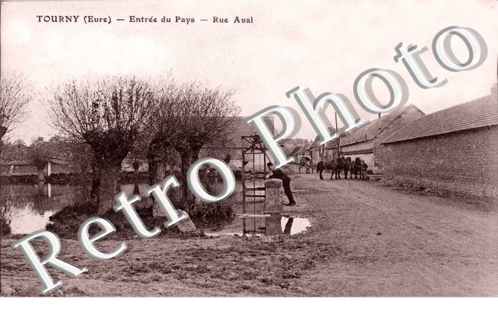 Entree du pays - Rue Aval