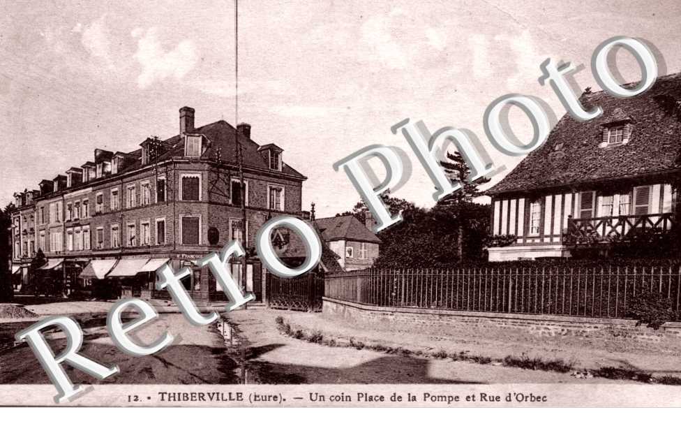 Un coin de la pompe et rue d'Orbec